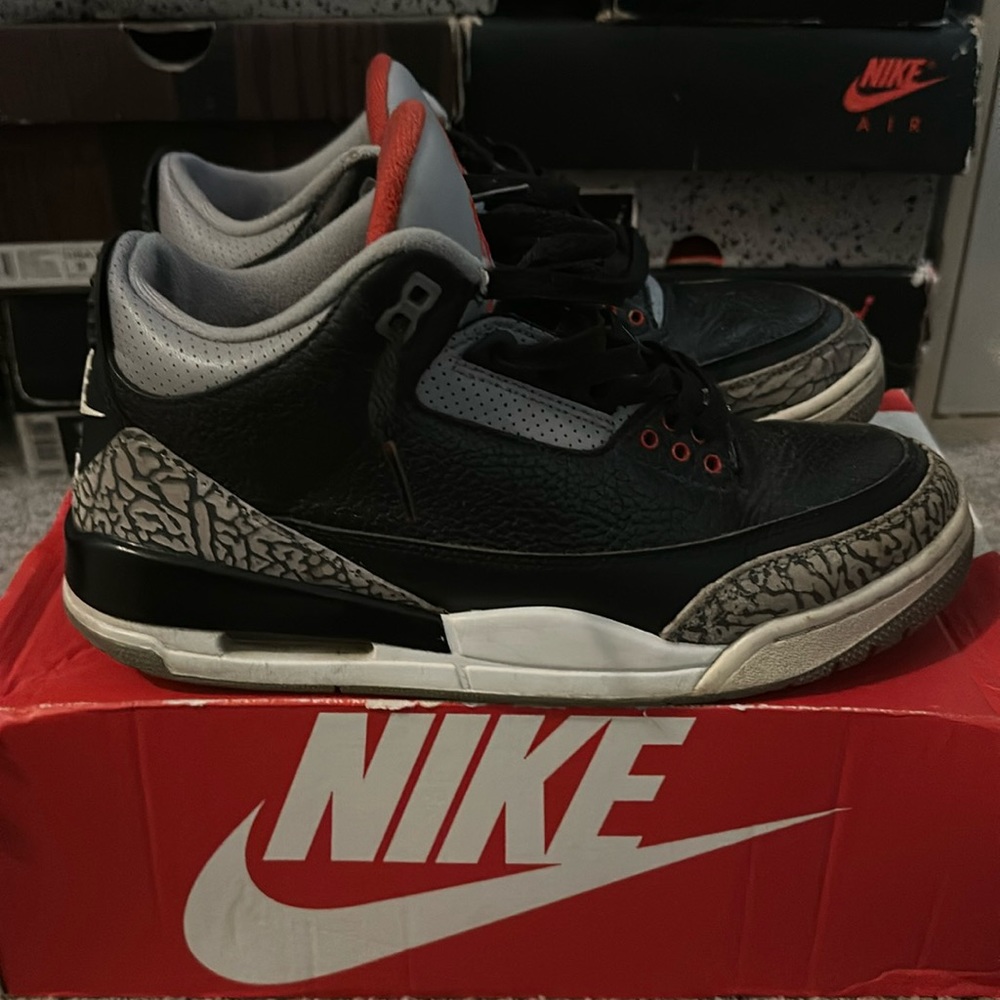 Air Jordan 3 “Black cement”